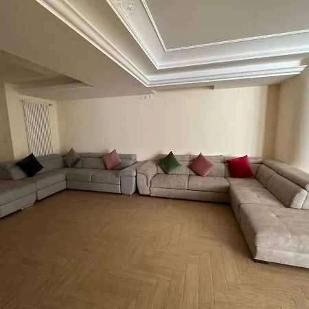Casa Loide بيت للعطل *